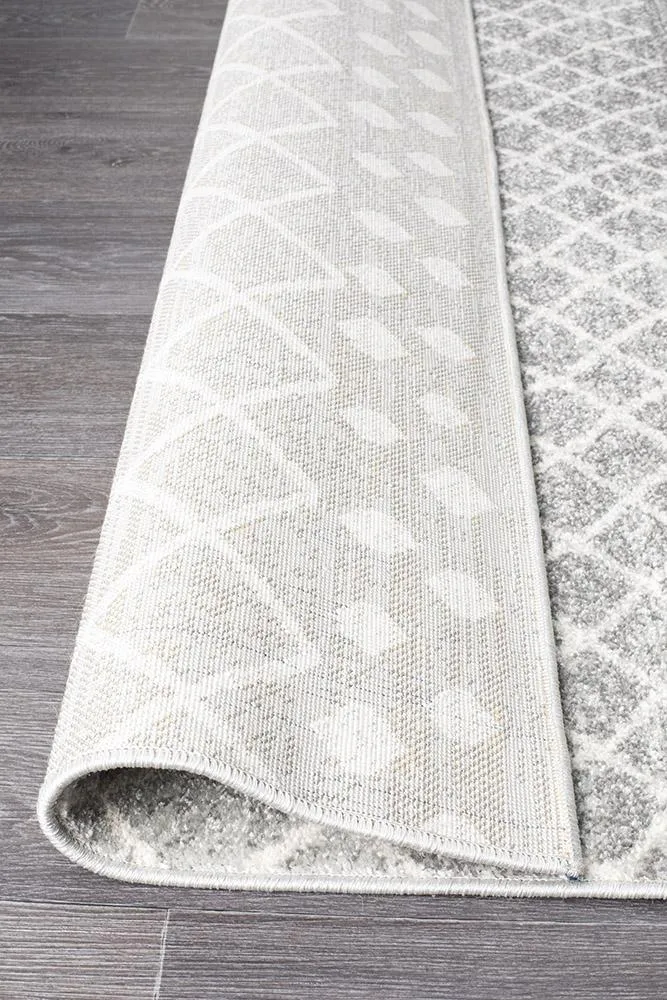 Aladdin Abby Silver Tribal Runner Rug