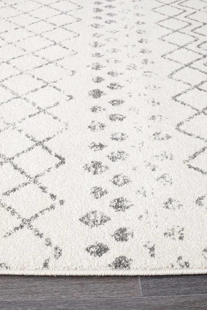 Aladdin Abby White Grey Tribal Rug