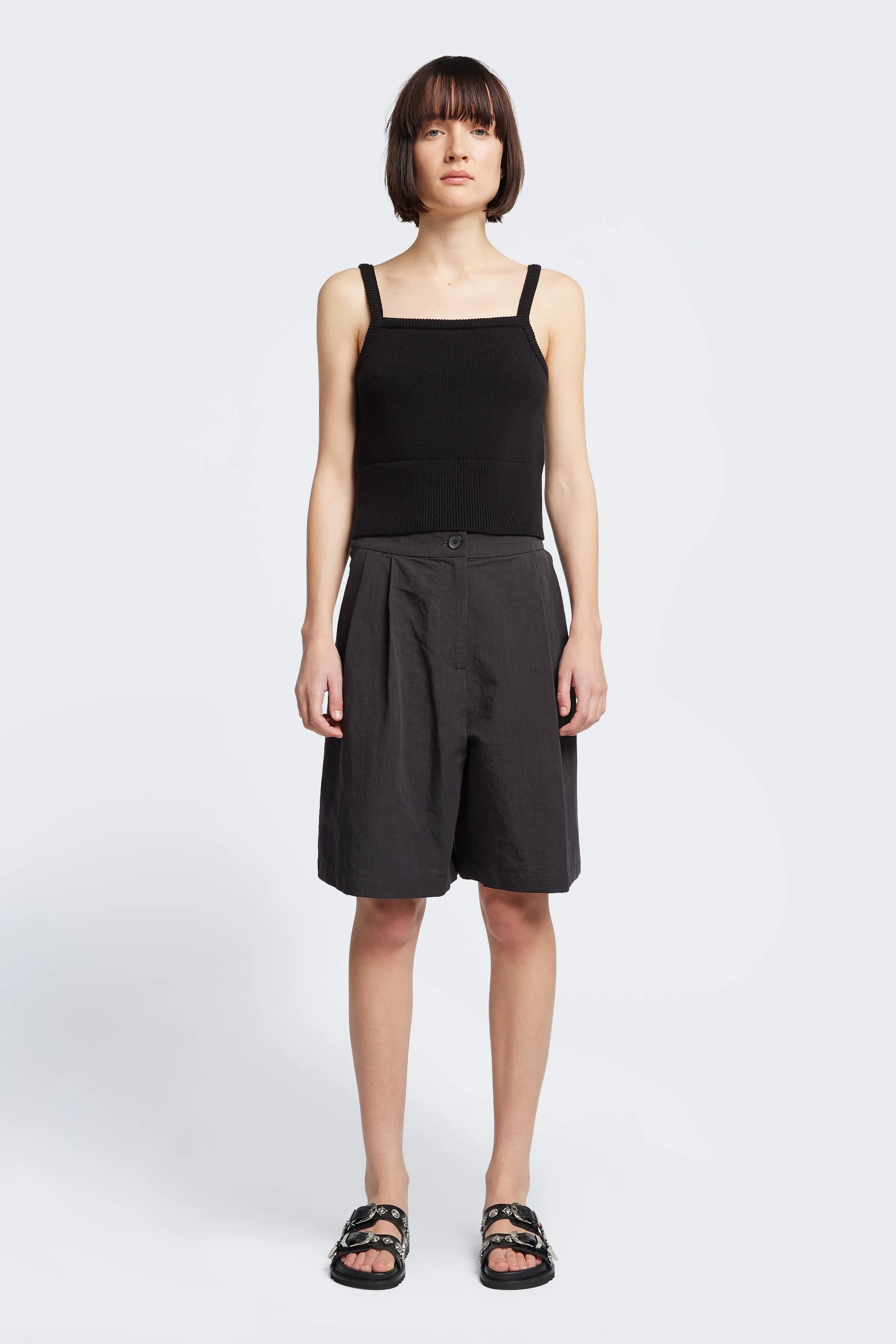 Depth Short Vintage Black